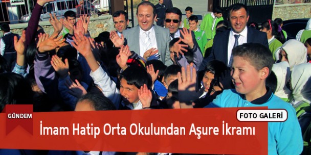 İmam Hatip Orta Okulundan Aşure İkramı