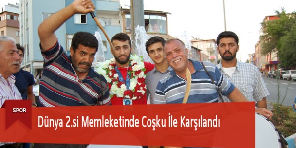 Dünya 2.si Memleketinde Coşku İle Karşılandı
