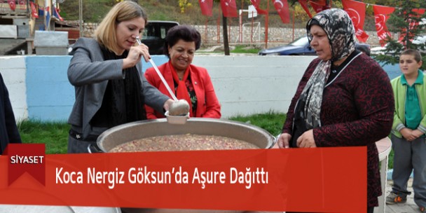 Koca Nergiz Göksun’da Aşure Dağıttı