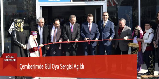 Çemberimde Gül Oya Sergisi Açıldı