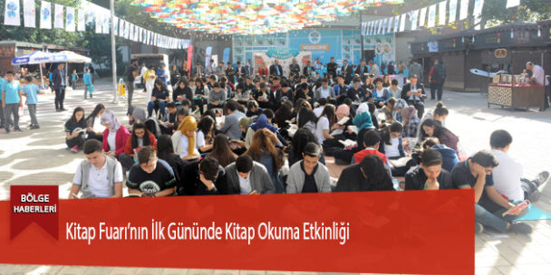 Kitap Fuarı’nın İlk Gününde Kitap Okuma Etkinliği