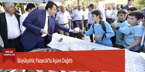 Büyükşehir, Pazarcık’ta Aşure Dağıttı