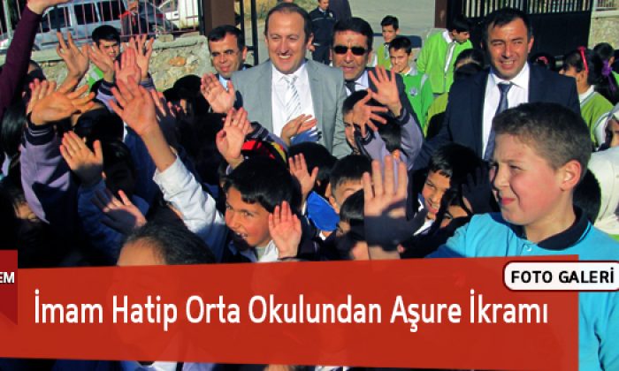 İmam Hatip Orta Okulundan Aşure İkramı