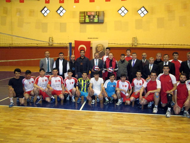 kurumlar_arasi_voleybol_turnuvasi_basladi_5