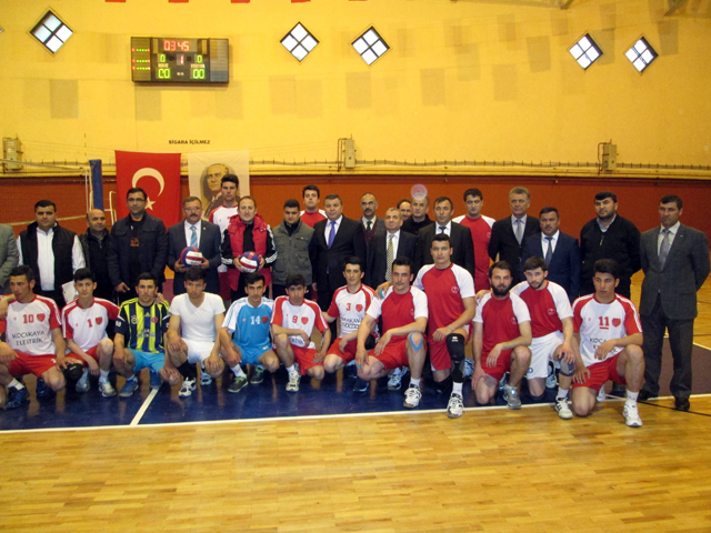 kurumlar_arasi_voleybol_turnuvasi_basladi_6