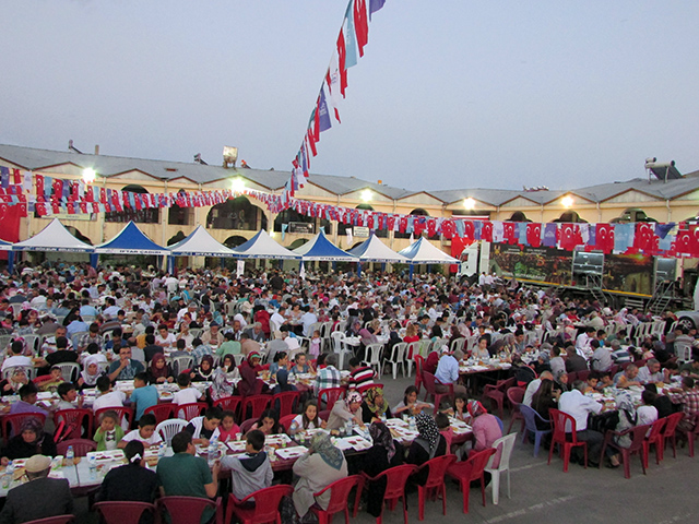 goksun_belediye_iftar2