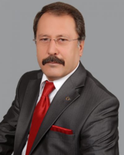 Kamil Koca Kimdir?