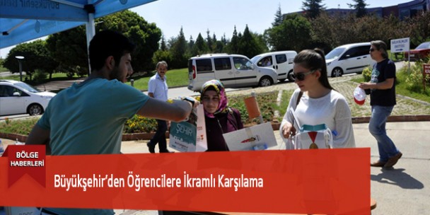 Büyükşehir’den Öğrencilere İkramlı Karşılama