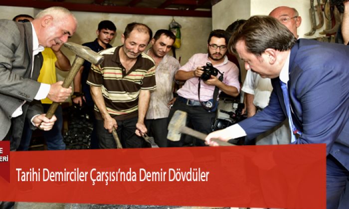 Tarihi Demirciler Çarşısı’nda Demir Dövdüler