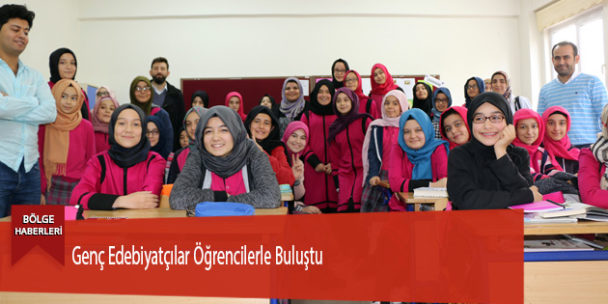 Genç Edebiyatçılar Öğrencilerle Buluştu