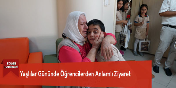Yaşlılar Gününde Öğrencilerden Anlamlı Ziyaret
