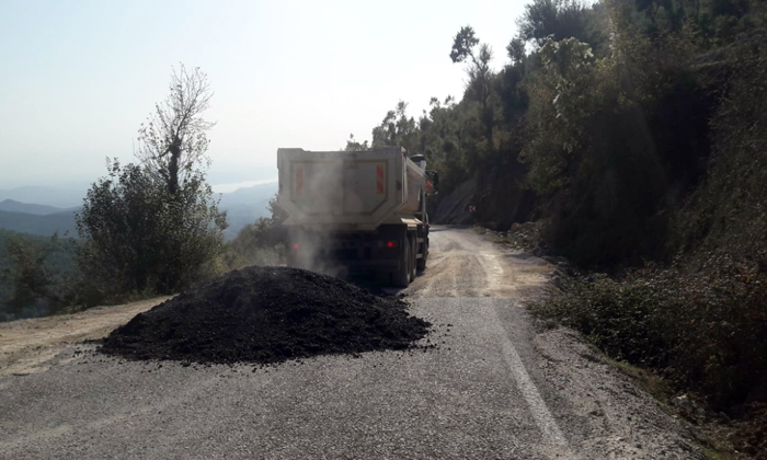 Grup Yollarının Bakımı Yapılıyor