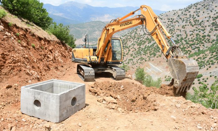 KASKİ Türkoğlu’nda Çalışıyor