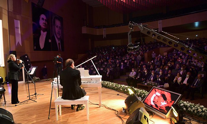 Muhteşem Gecede Kahramanmaraş Edebiyat Ödülleri Sahibini Buldu!