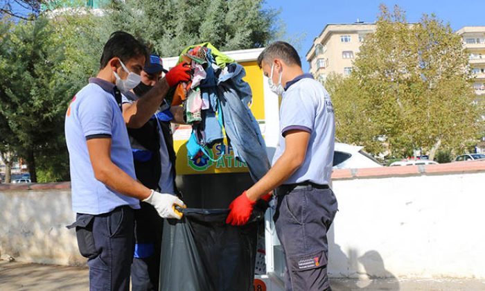 Büyükşehir Kıyafet Kumbaralarıyla Hedef: “Sıfır Atık”